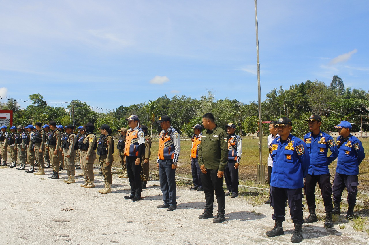 Satuan Polisi Pamong Praja dan Pemadam kebakaran Kabupaten Katingan Dalam Rangka Penertiban Dan Penataan Pasar serta Pedagang Kaki Lima di Wilayah Kecamatan Katingan Hilir Kabupaten Katingan Tahun 2025